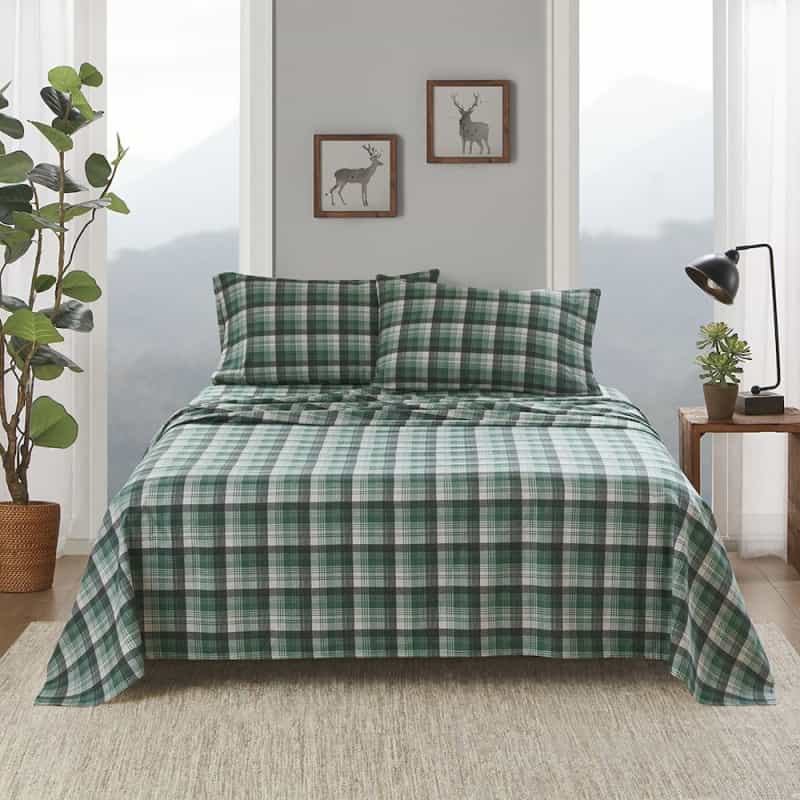 Cotton Flannel Sheet Set In Green Plaid