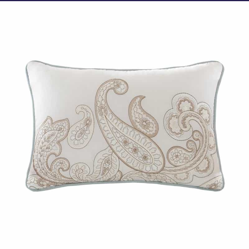 4 Piece Cotton Quilt Set With Throw Pillow