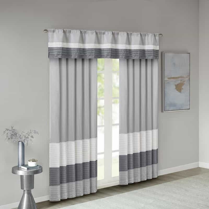 Polyoni Pintuck Valance
