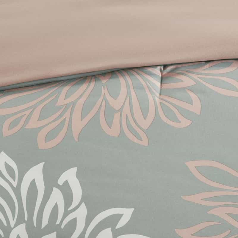 7 Piece Comforter Set With Cotton Bed Sheets