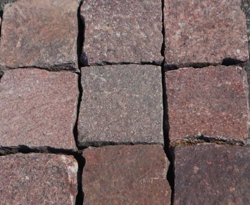 Red Fan Pattern Porphyry Paver - Flamed - 3.5" X 3.5" Fan With Net Backing