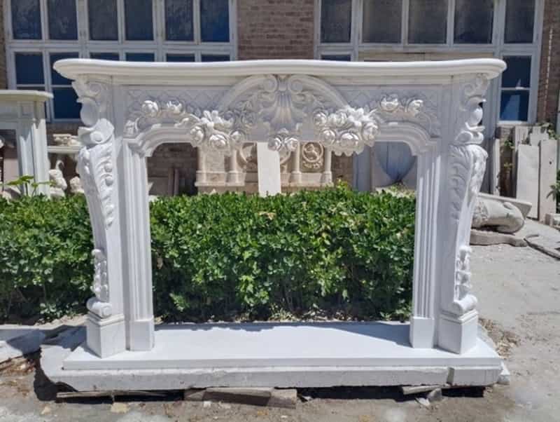 White Marble Mantel (Opening L48 X H37)