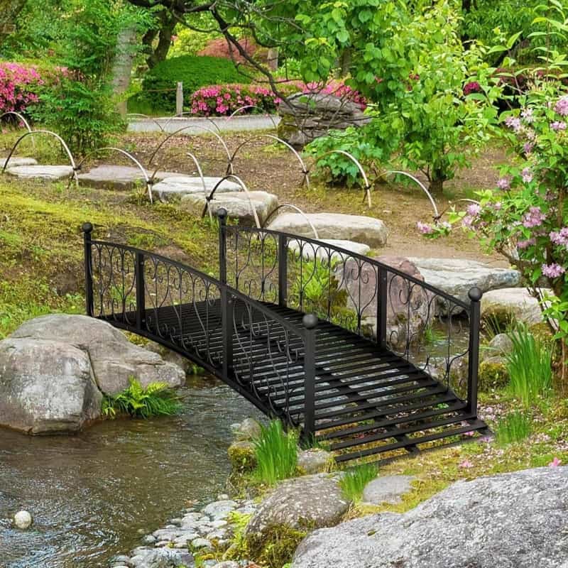 Outdoor Black Metal Arch 7-Ft Garden Bridge With Side-Rails